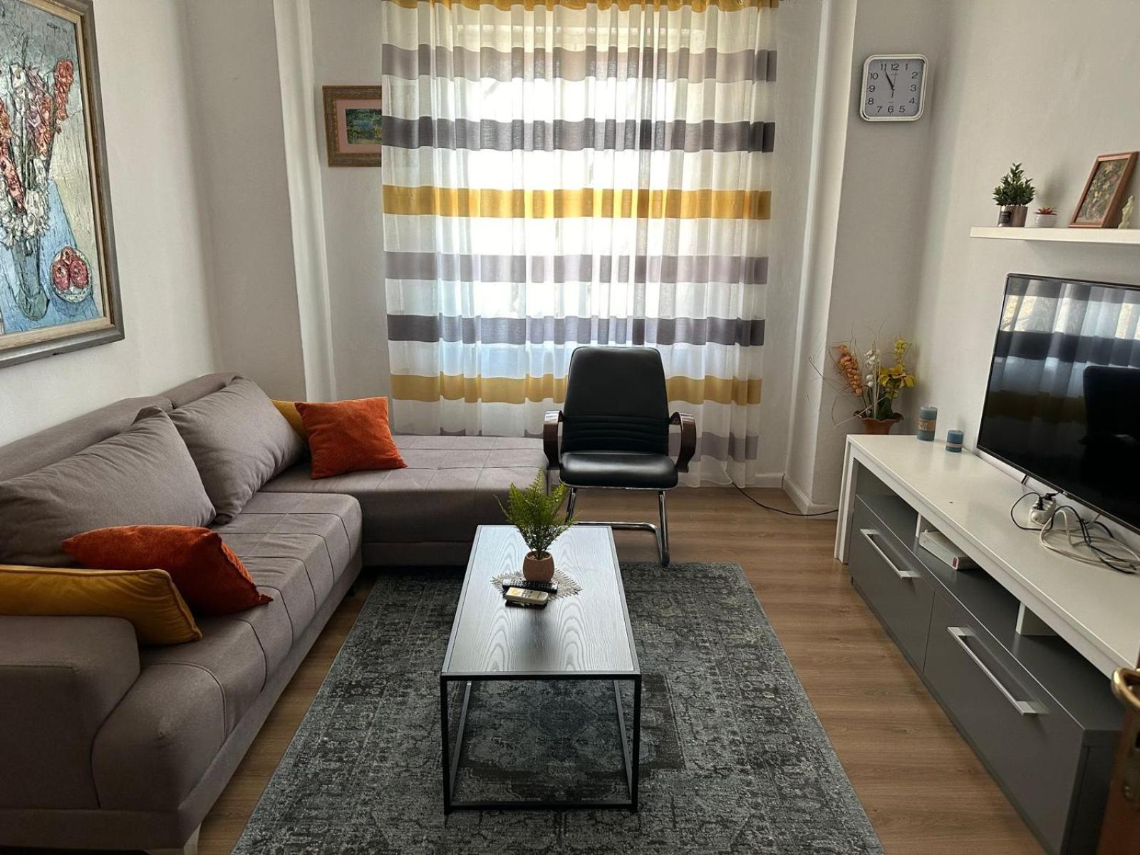 Kelly'S Cozy Hideaway - Central Тирана Екстериор снимка